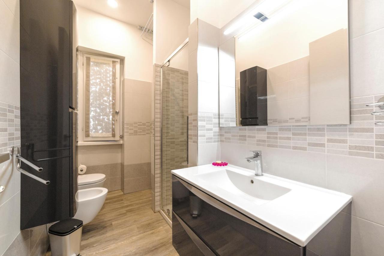 A Due Passi Da Piazza Firenze Apartment Milano Eksteriør bilde